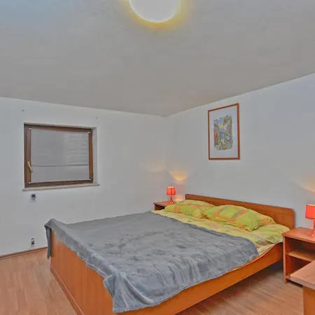 Apartment Apartments With Pool 749