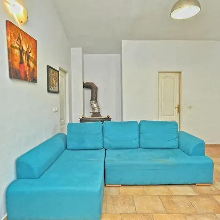 Apartments With Pool 749 Apartment Pula