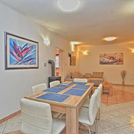 Apartment Apartments With Pool 749