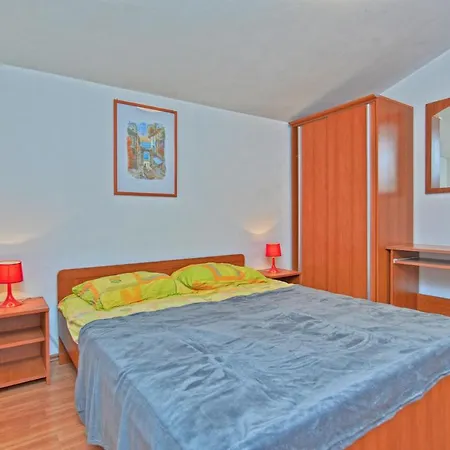 Apartment Apartments With Pool 749