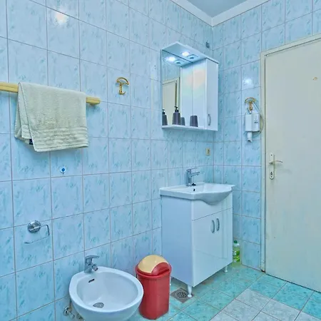 Apartments With Pool 749 Apartment Pula